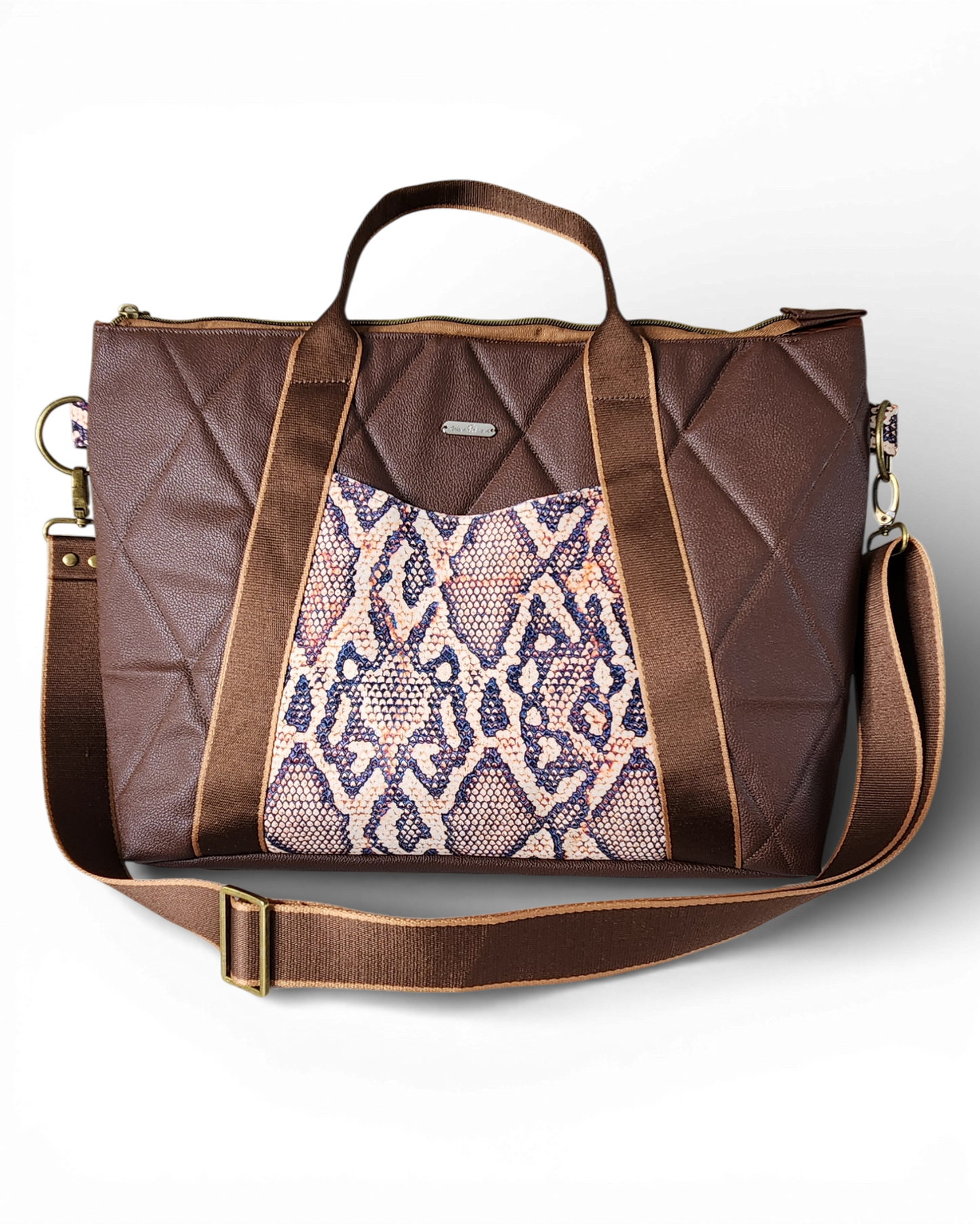 The Everyday Luxe Travel Bag